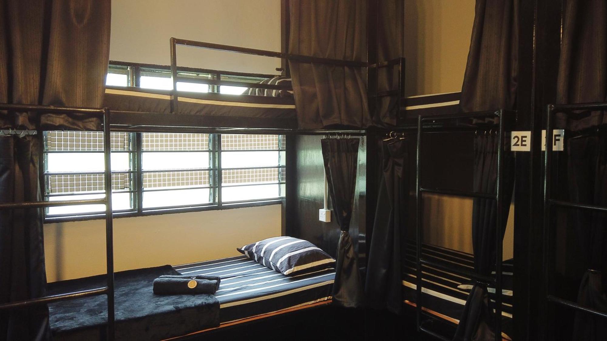 House Of Wolves Hostel Pantai Cenang  Exterior foto