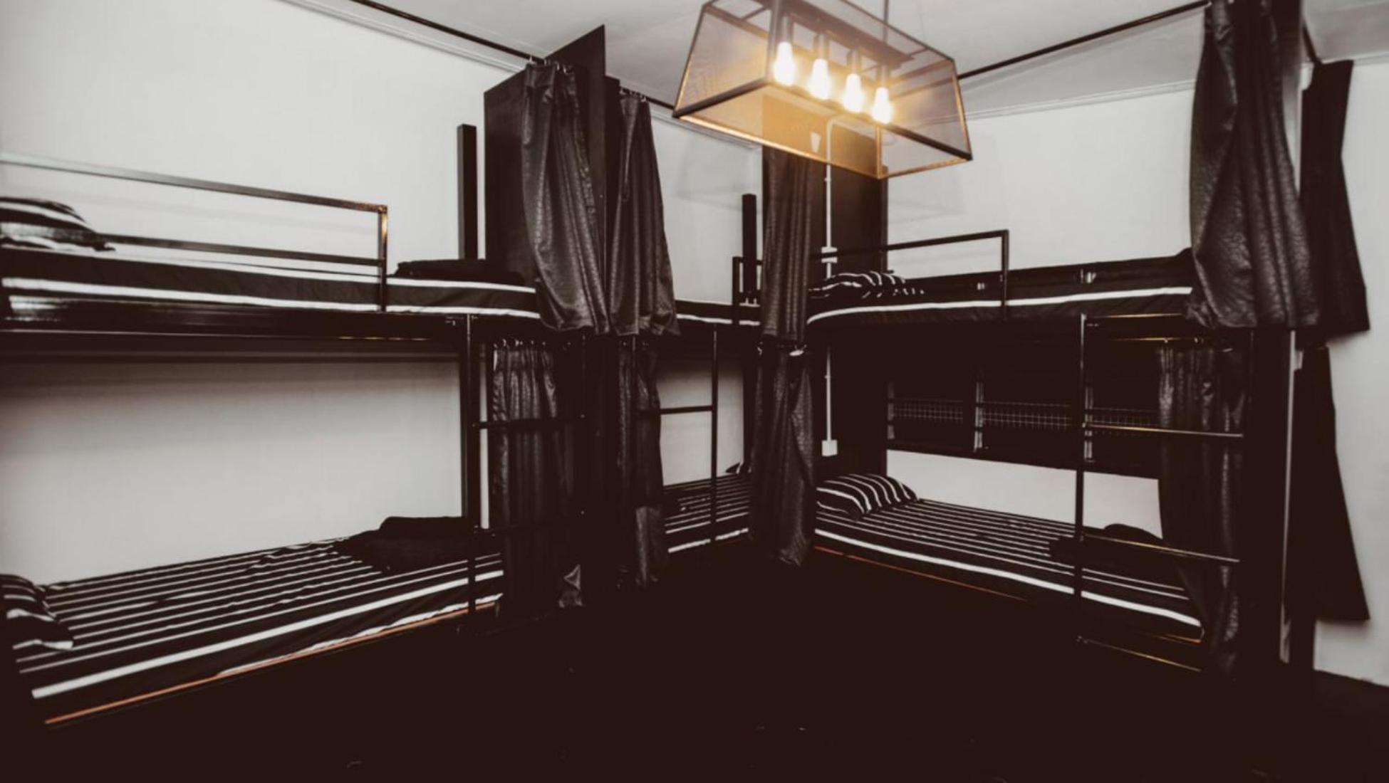 House Of Wolves Hostel Pantai Cenang  Exterior foto